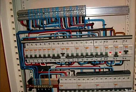 Как собрать электрощиток в квартире? Как собрать электрощиток в квартире?