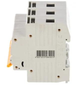 Цена на Автоматический выключатель 3пол 16A, IEK 